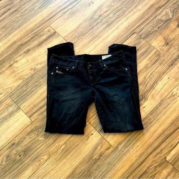 Women's Diesel Black Distressed Jeans! - Picture 1 of 6